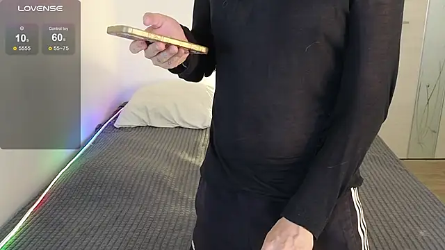 Julian_wins: вебкам-шоу