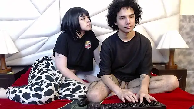 Nyx_and_ArianのライブXXXチャット