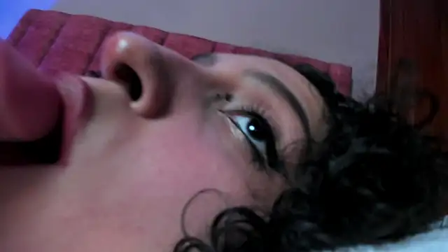 Chatroom XXX en direct de LyraVendrell