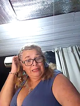 momismilf544のライブXXXチャット