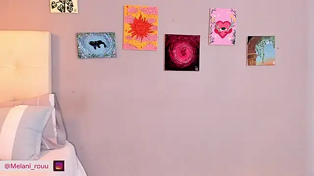 Melaniaa_RousseeのライブXXXチャット