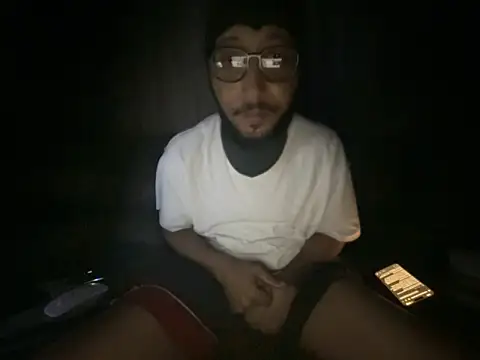 ThrowedWorldWide live XXX chat