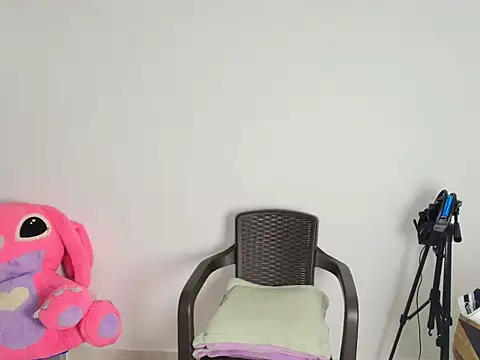 DollsKiara – Naživo XXX chat