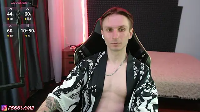 F666LAME webcam show