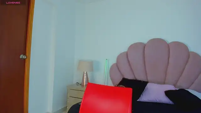 MikaelaStone Obrolan Langsung XXX