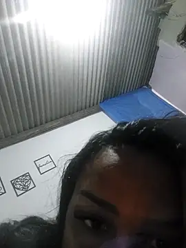 Milenamoranguinho's Webcam Show