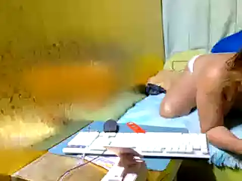 xxloveheart's Webcam Show