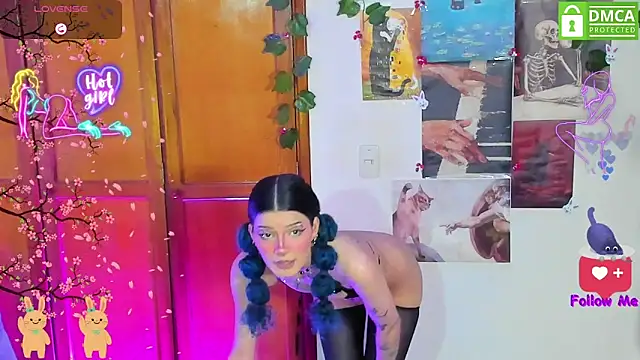 Bluedarkelf888 Chat XXX in diretta