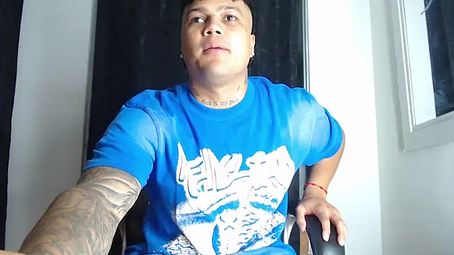 Pedro_x777: онлайн-секс-чат