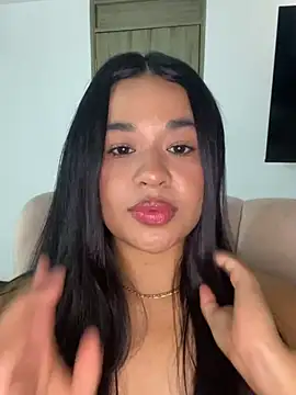 Chat XXX en directo de Aitana98_