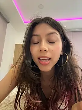 Pertunjukan Kamera Web MissBecka_