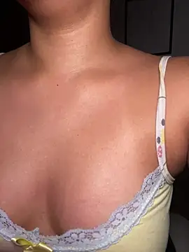 Zarahs_Blare1n Live XXX chat