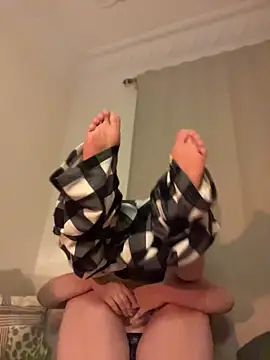 GLAMOURk Chat XXX in diretta