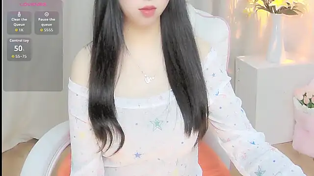 Sweet-Shuna: онлайн-секс-чат