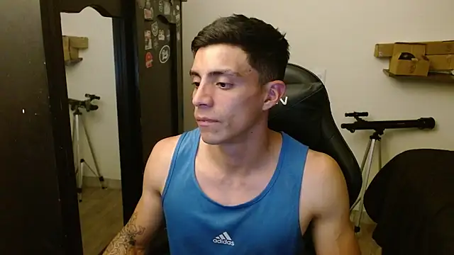 kv___xxx_ Show Webcam