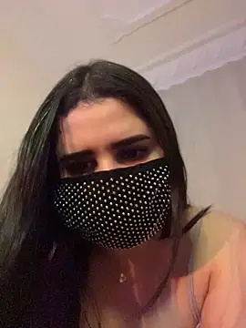 Pokazy przed kamerką – GLAMOURk