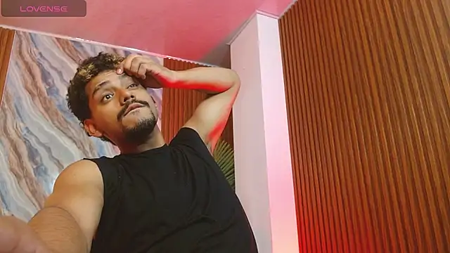 milo_tay – webcam-show