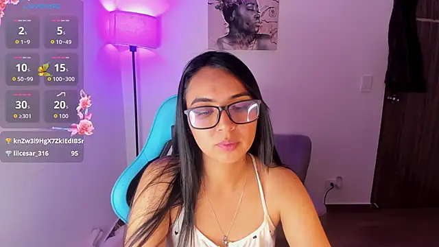 Chat XXX en directo de Nicole_Ss