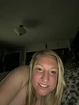 sweetkacibaby's Live XXX Chat