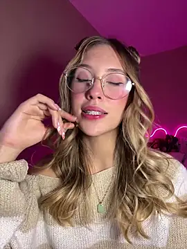 แชท XXX สดของ fanyabbey