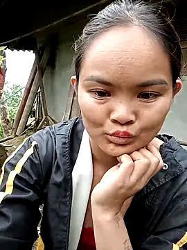 Živý XXX chat Luminana