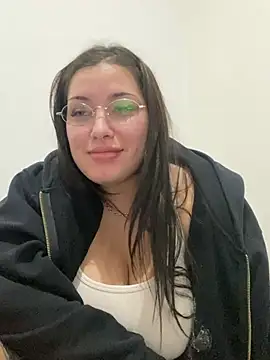 دردشة cherryxxox الجنسية المباشرة