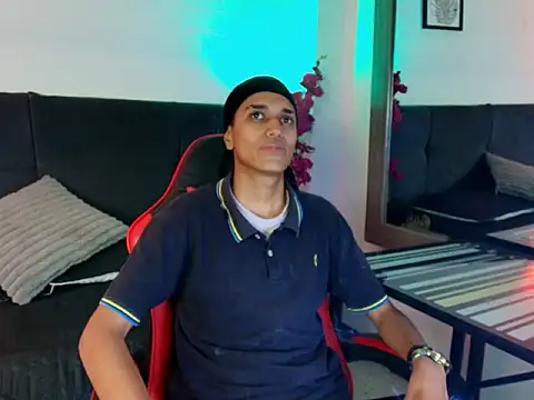 Alan_Colthonn Webbikameraesitys