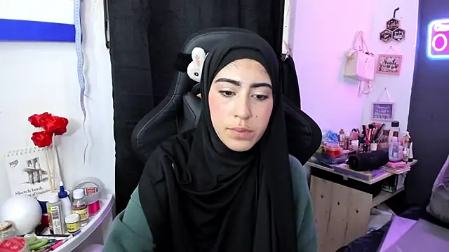 chaymae_nah_'s Webcam Show