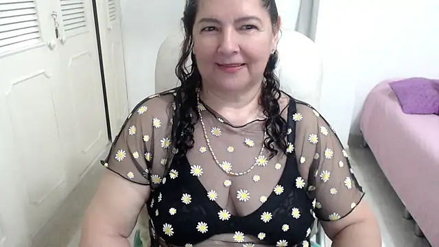 leonela_69 Adlı Modelin Canlı XXX Sohbeti