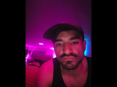 piggylatino's Live XXX Chat