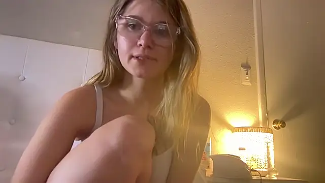 Riley_ray69 Adlı Modelin Canlı XXX Sohbeti