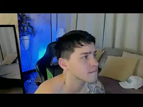 RONNY_COLTON webkamerás műsora