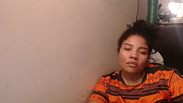 madelene's Live XXX Chat