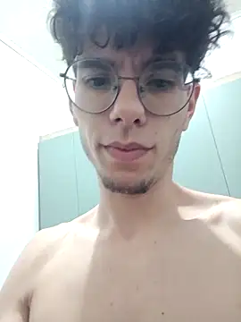 Castieljkk ওয়েবক্যাম শো