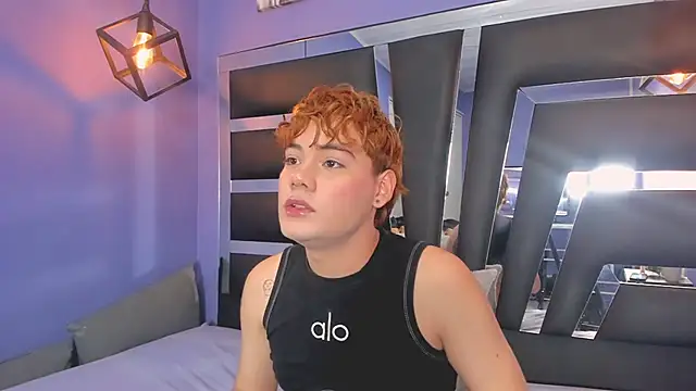 VeluniLiore Webcamshow