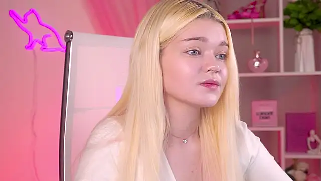 AdeleCartier's Live XXX Chat