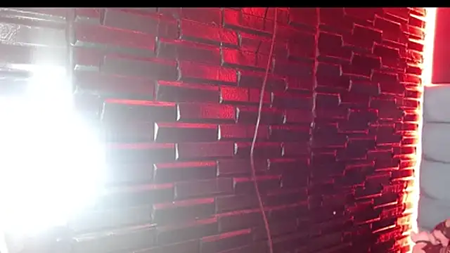 Charlotte_Stone18's Live XXX Chat