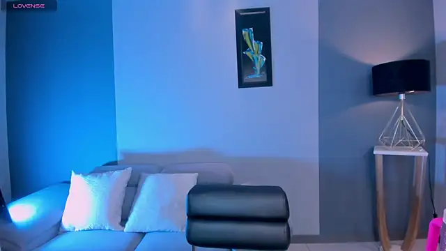 TaraLawrence Live XXX-Chat