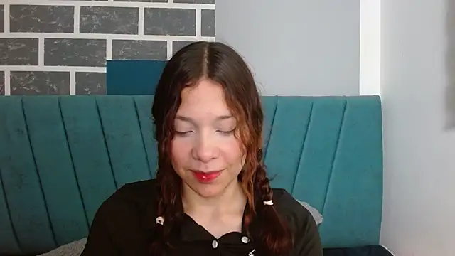 Sweet_kitty_05: απευθείας συνομιλία ΧΧΧ