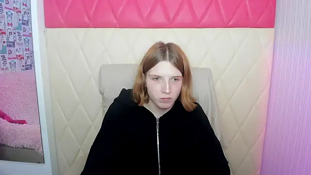 Pokazy przed kamerką – xSophieexx