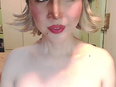 Ezradeliciosa Webcam-Show