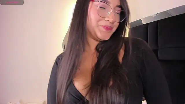 XXX chat uživo modela CarolineLee_