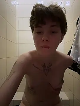 IceMur: вебкам-шоу