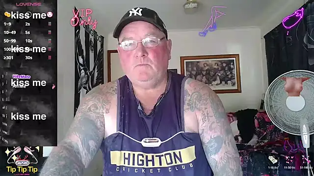 KINKYBLUEYES69のウェブカメラショー