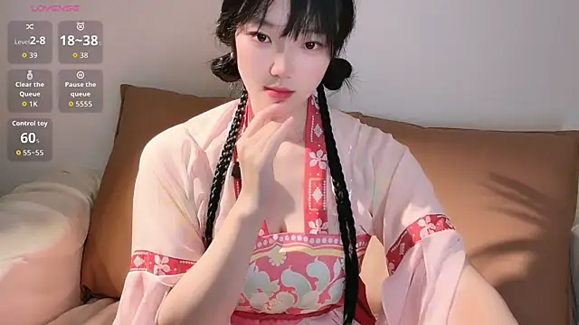 upoo7lt's Live XXX Chat