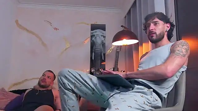 دردشة bakersboyssexys الجنسية المباشرة