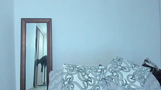 KingLevi01 লাইভ XXX চ্যাট