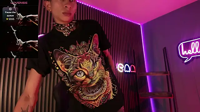 XXX chat uživo modela Maximoking26