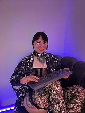 Chat XXX en directo de Ravenna666_