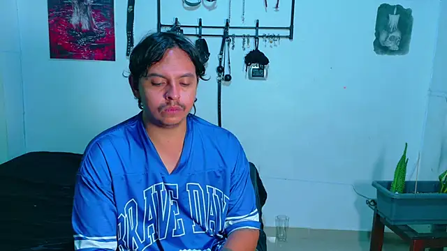 Вебкам-шоу clydexxxbunny